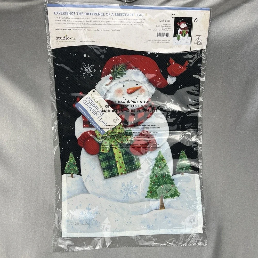 BreezeArt Studio M Buffalo Snowman Premium Garden Flag 12.5
